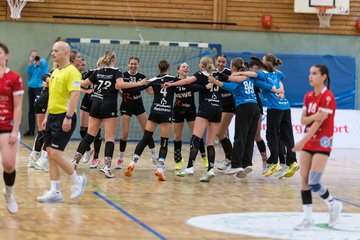 Bild 335 - wBJ SV Henstedt Ulzburg - HSG Holstein Kiel/Kronshagen : Ergebnis: 30:28
